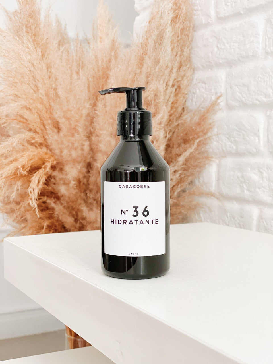 Mini Frasco Black Hidratante - 240ml
