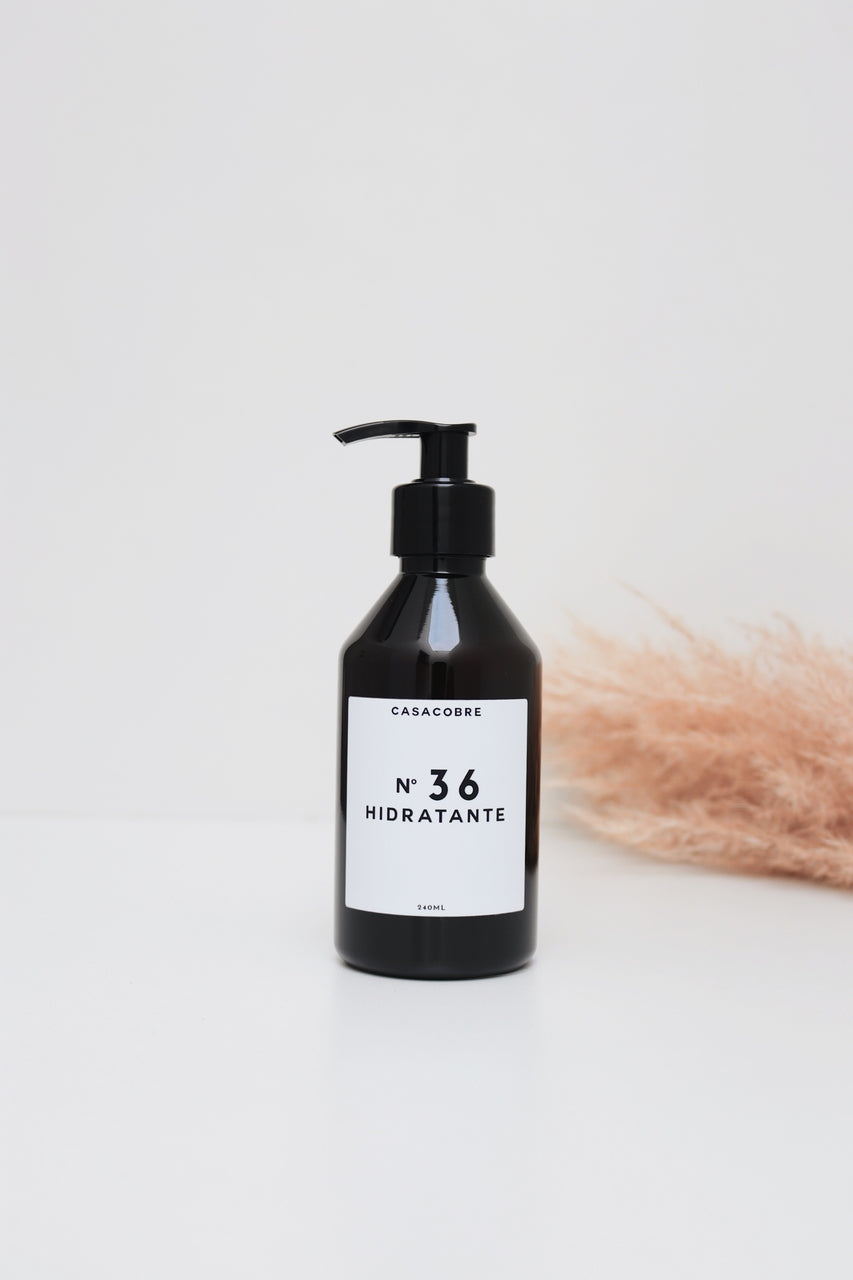 Mini Frasco Black Hidratante - 240ml