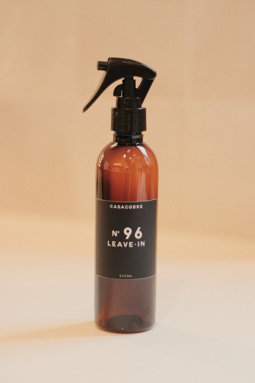 Mini Frasco Âmbar Leave-In - 240ml